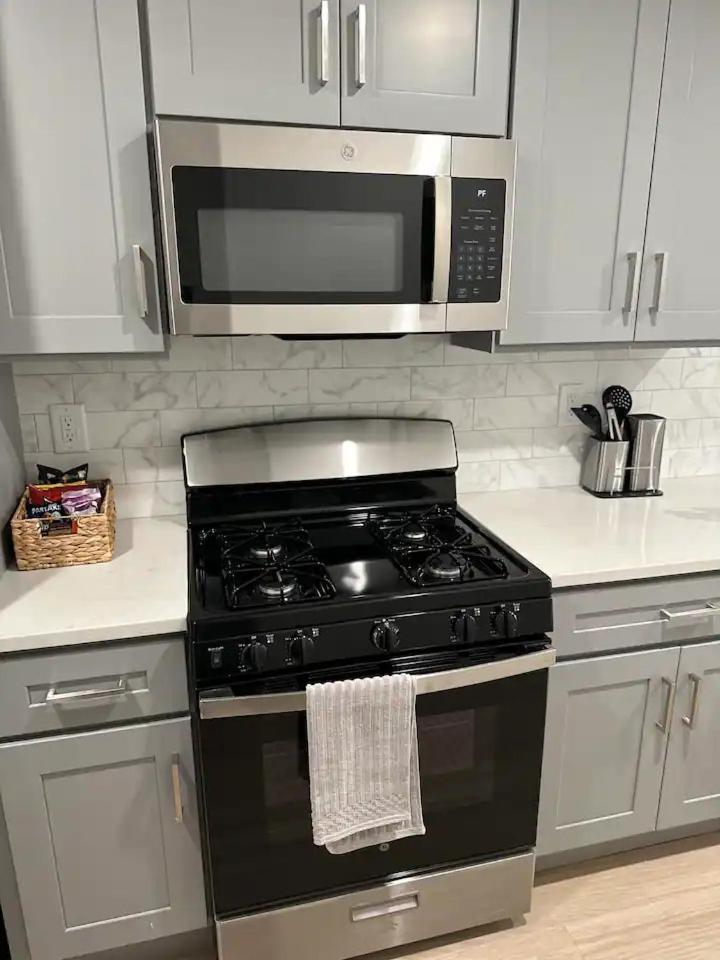 Luxury Stay For Nyc Visit Jersey City 7 Min Walk Nyc Train Station 외부 사진