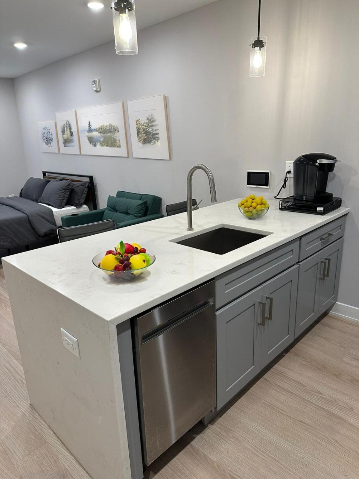 Luxury Stay For Nyc Visit Jersey City 7 Min Walk Nyc Train Station 외부 사진